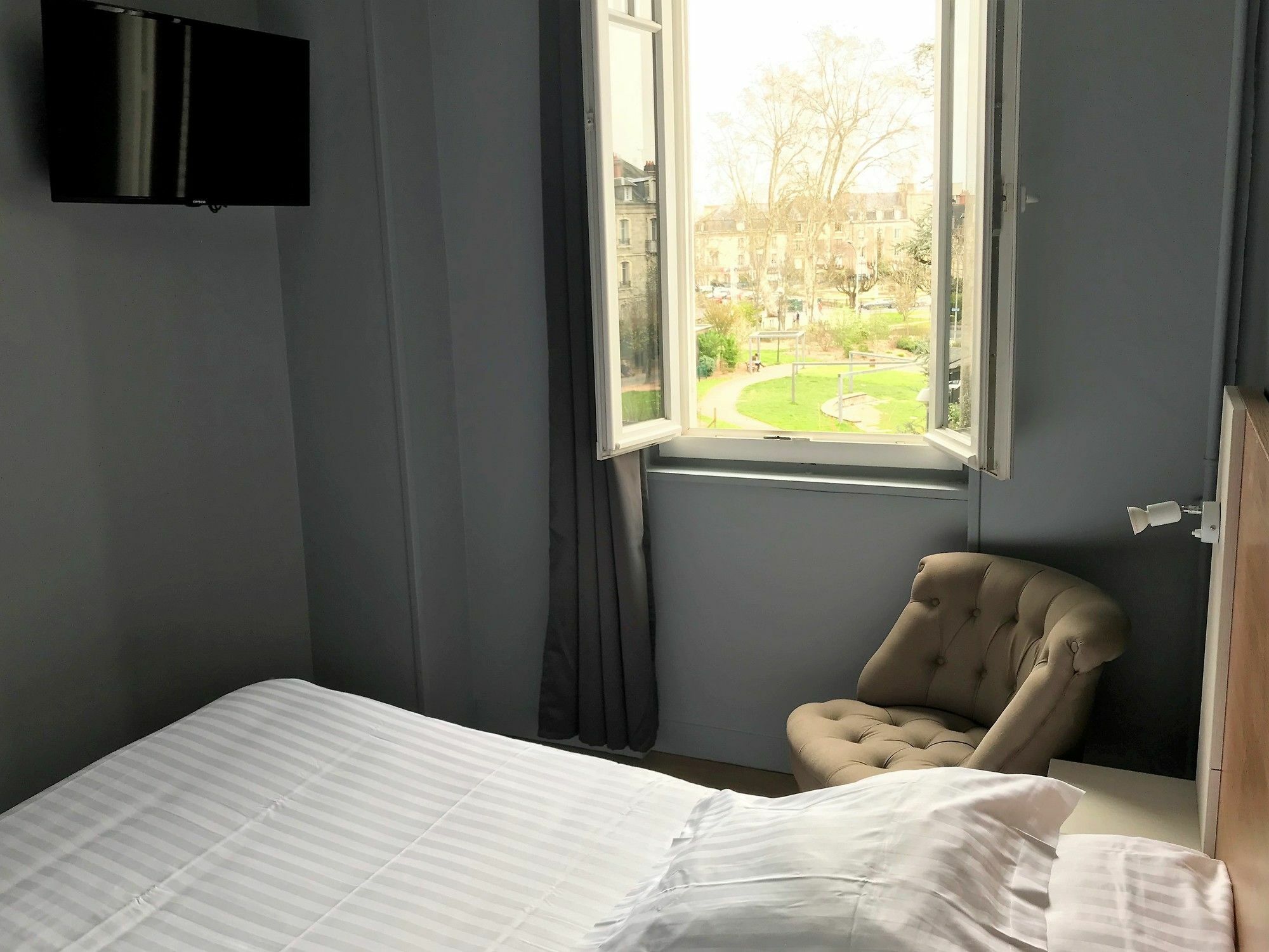 Citotel Hotel Le Chapon Fin บรีฟ-ลา-เกยยาร์ด ภายนอก รูปภาพ